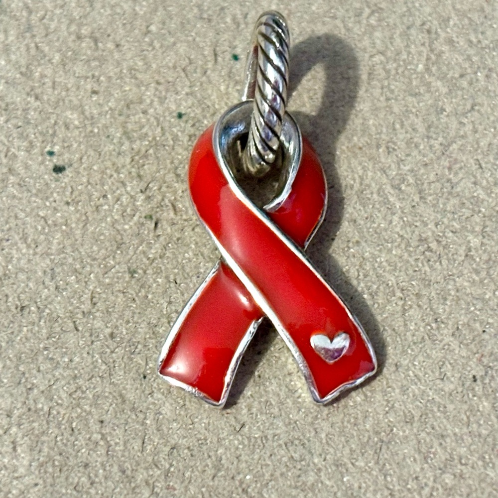 🆕 Brighton American Heart Association Red Ribbon charm w tiny heart Retired